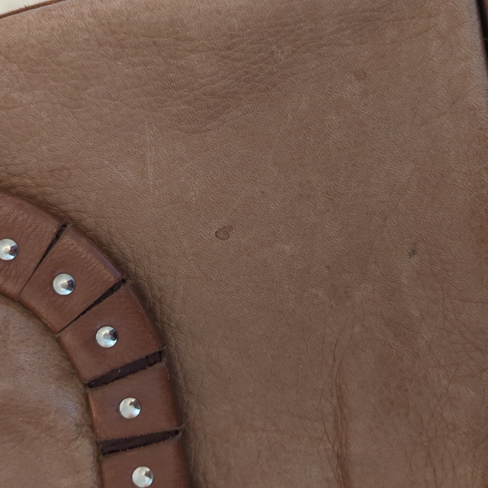 💕HP💕Bella Dolci Handcrafted Brown Leather Shoulder Bag - Picture 4 of 14